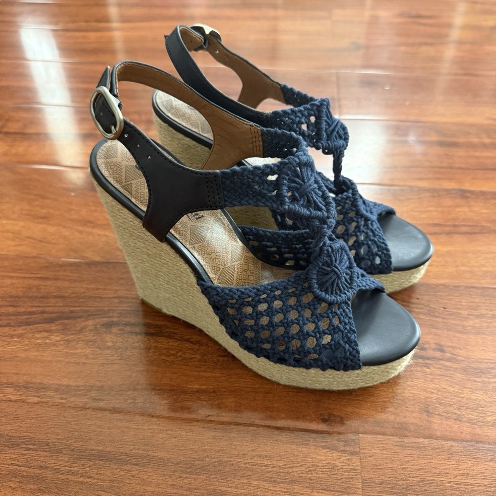 Lucky Brand Rilo Wedge Navy Blue Size 7M Macrame Crochet Platform Sandal Heels
